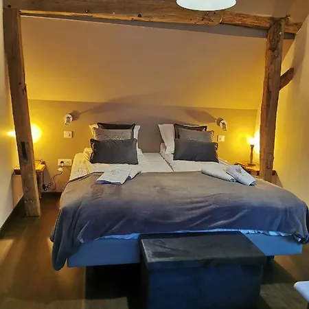 La Cachette